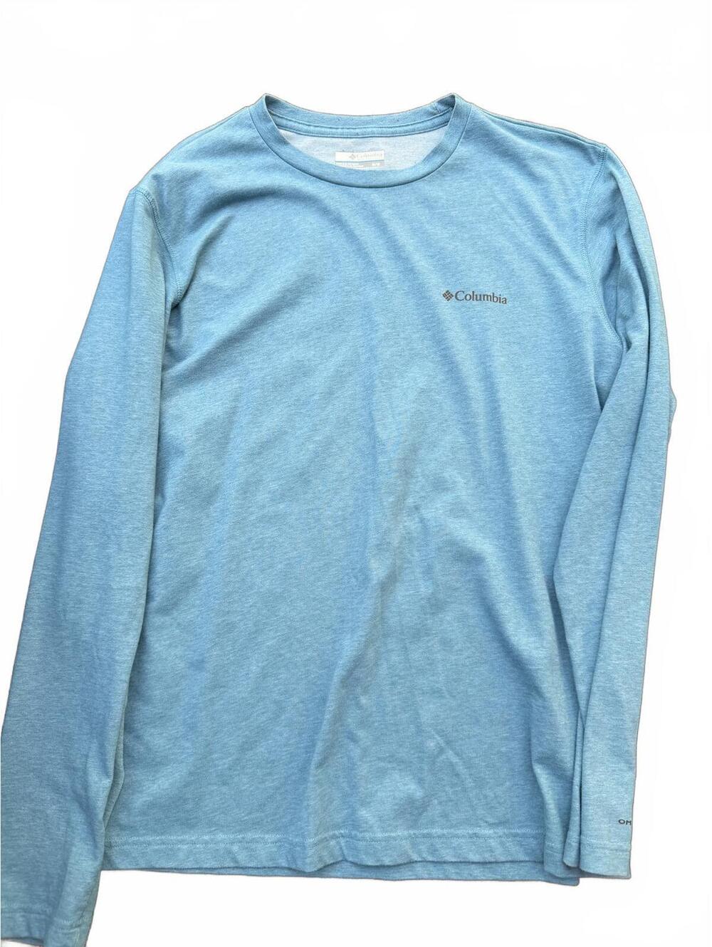 Columbia light blue long sleeve shirt